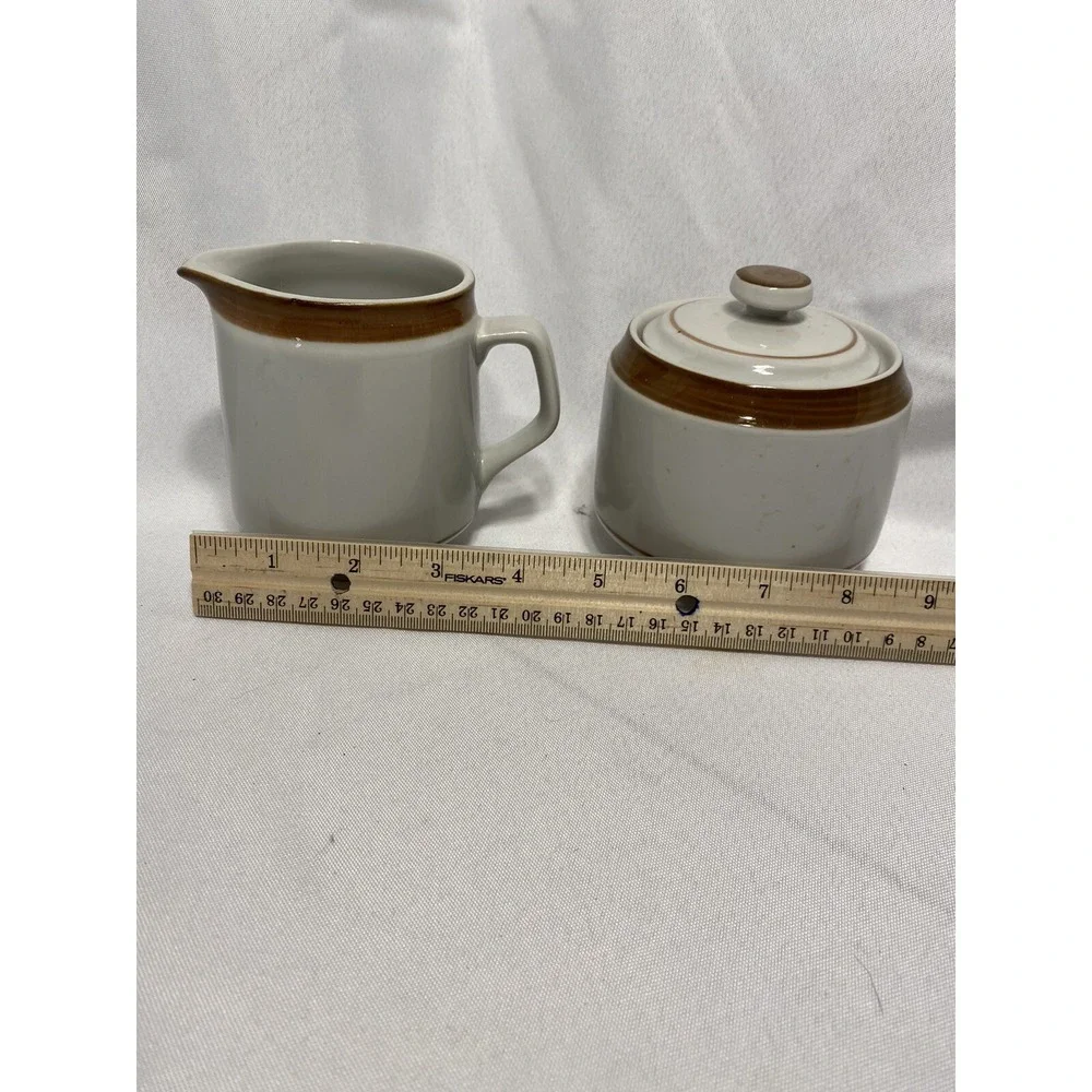 sand script stoneware creamer & sugar‎ set